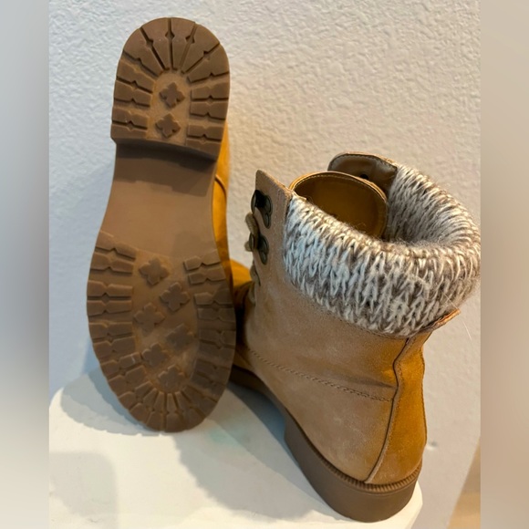 Women’s Hiking/combat boot - Picture 2 of 3